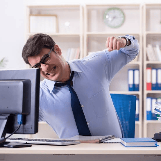 A man is furious because his website is not generating leads